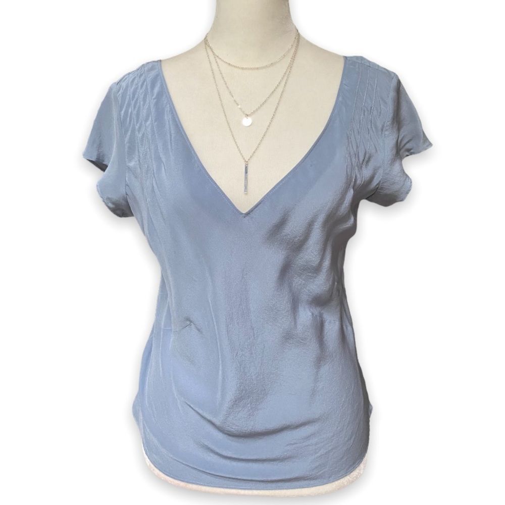 Banana Republic Blue-Gray Silk V-neck Short Sleeve Top